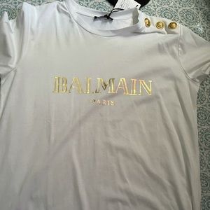 NWT Women’s Balmain shirt. Size medium.